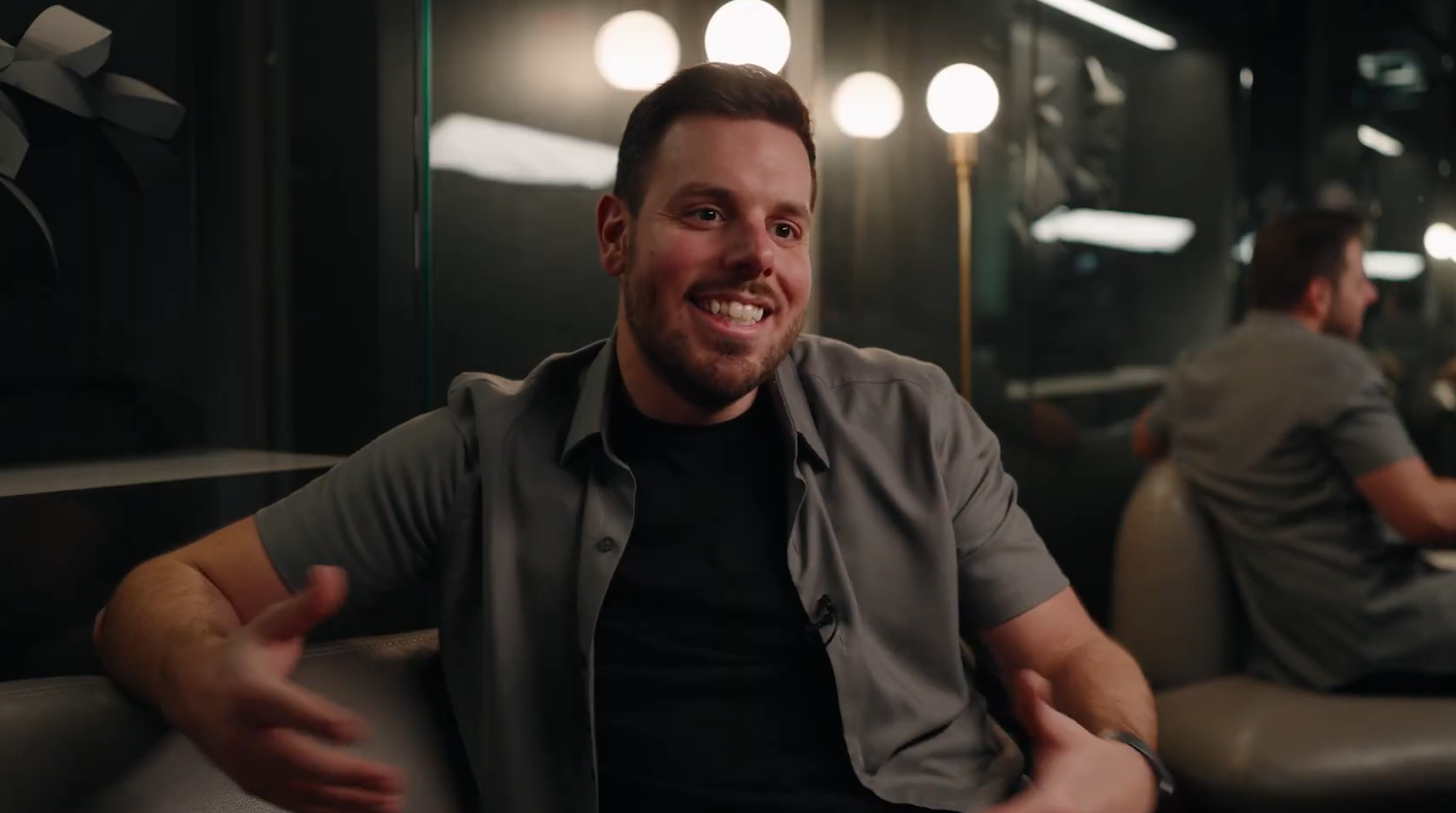 Dans la loge avec Sam Breton | Place des Arts