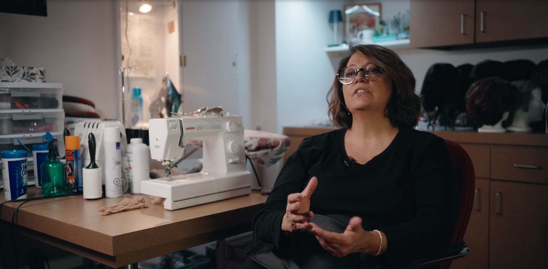 La cheffe habilleuse Sylvana Fernández | Place des Artistes