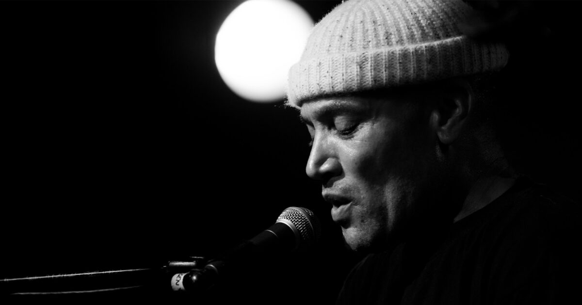 FIJM25-Ben_Harper2400x1035.jpg