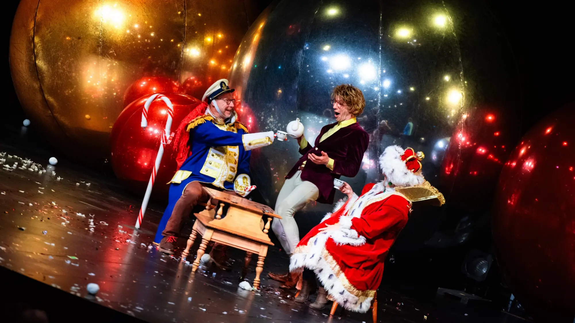 O Christmas Tea: A British Comedy