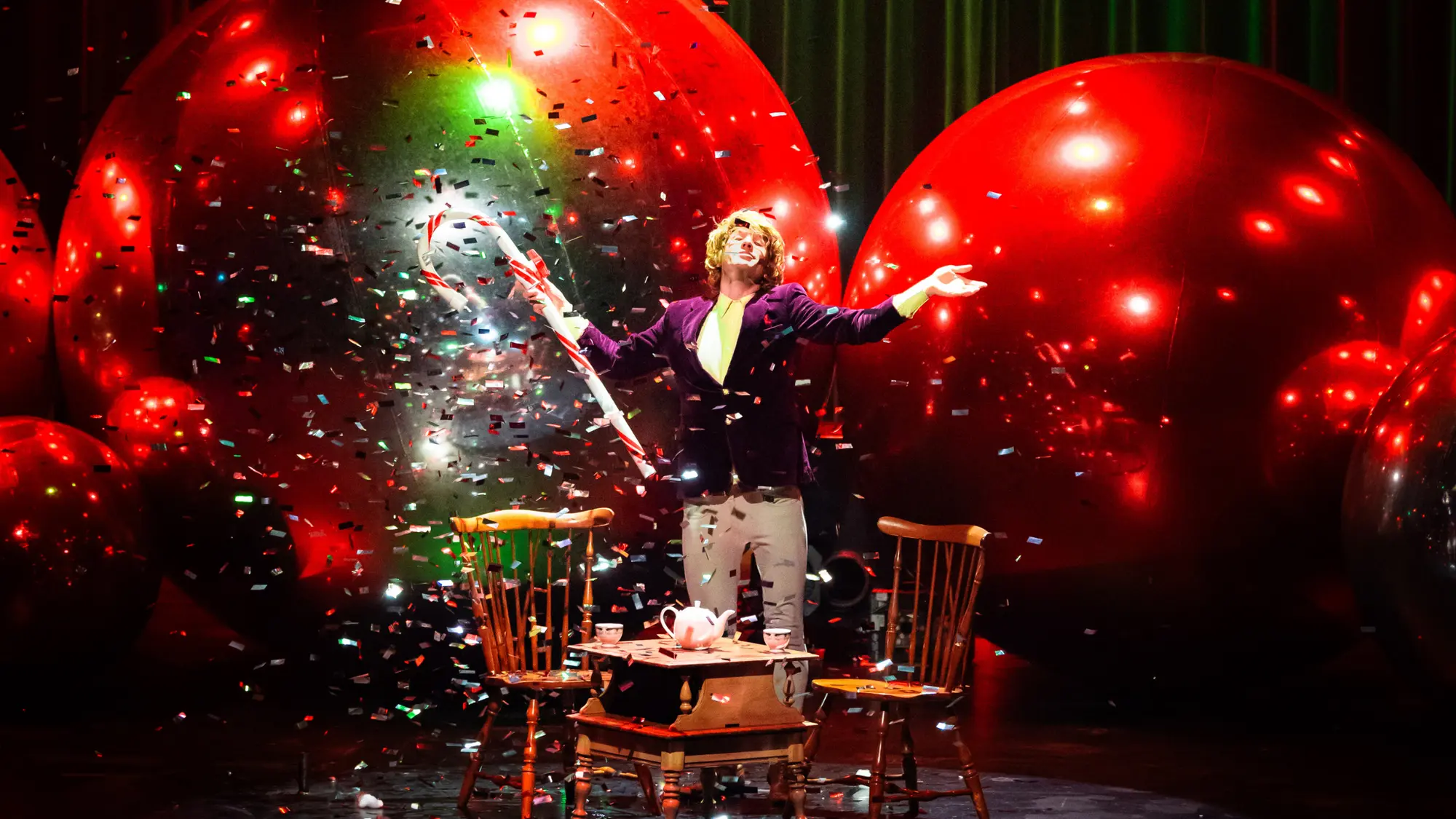 O Christmas Tea: A British Comedy