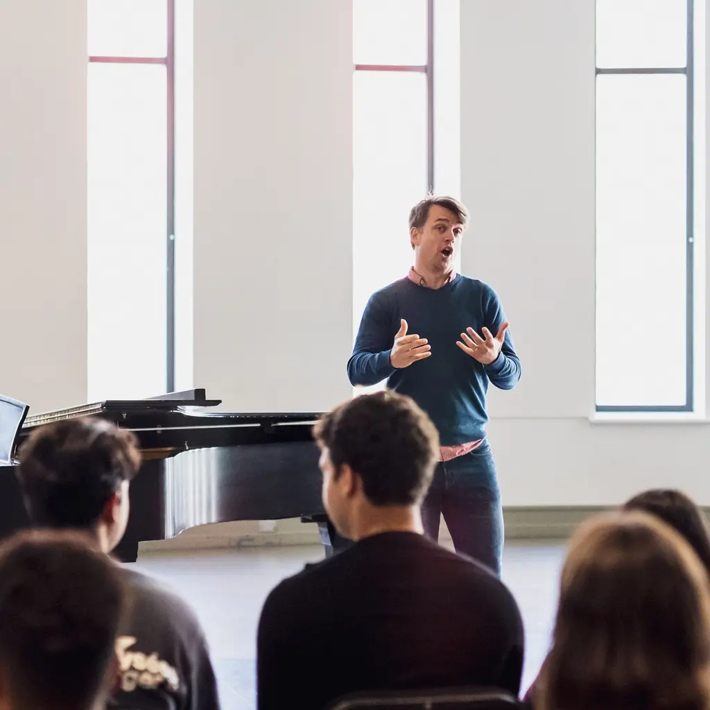 Participatory Workshop: Sing like an Opera Singer with the Opéra de Montréal!
