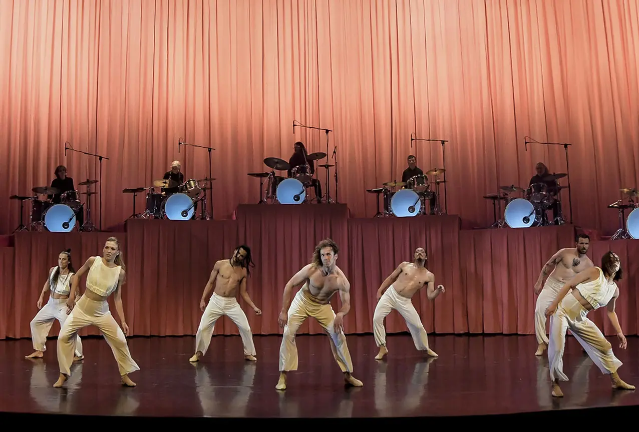 Stephanie Lake Company | Manifesto