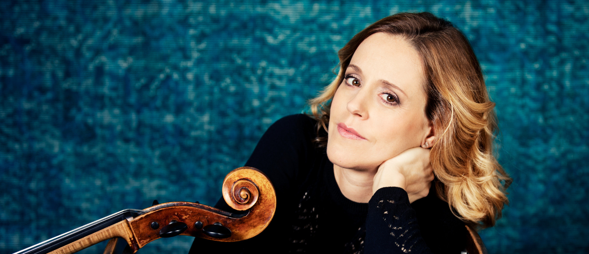 Les Violons du Roy et Sol Gabetta