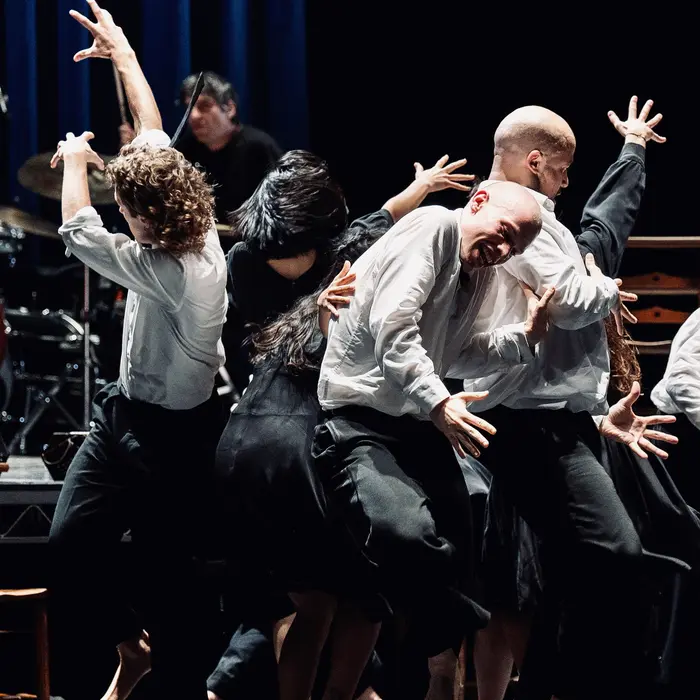 Teaċ Daṁsa | MÁM